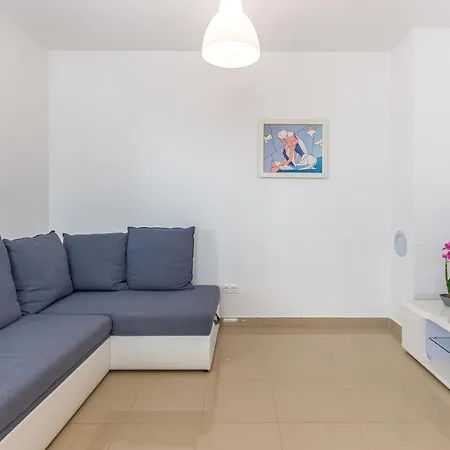 Apartments Rina