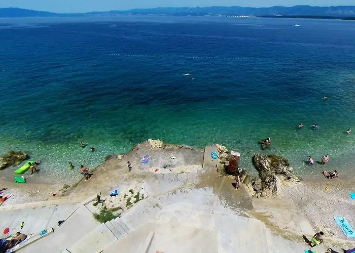 Apartments Rina 4* Malinska