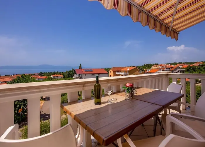 Apartments Rina Guest house Malinska