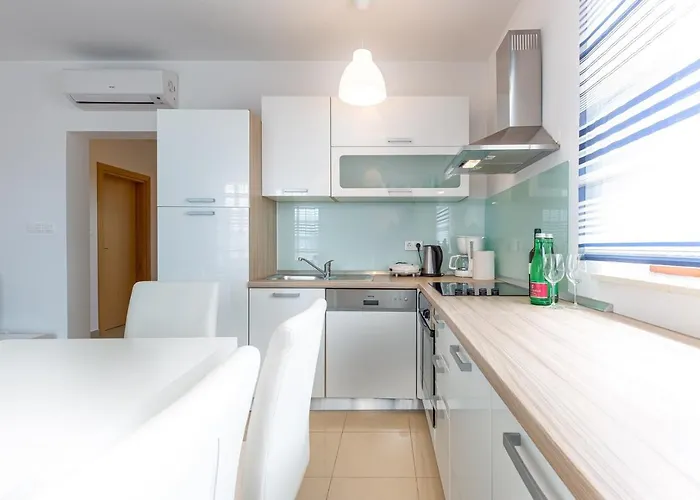 Apartments Rina Gostinjska kuća Malinska