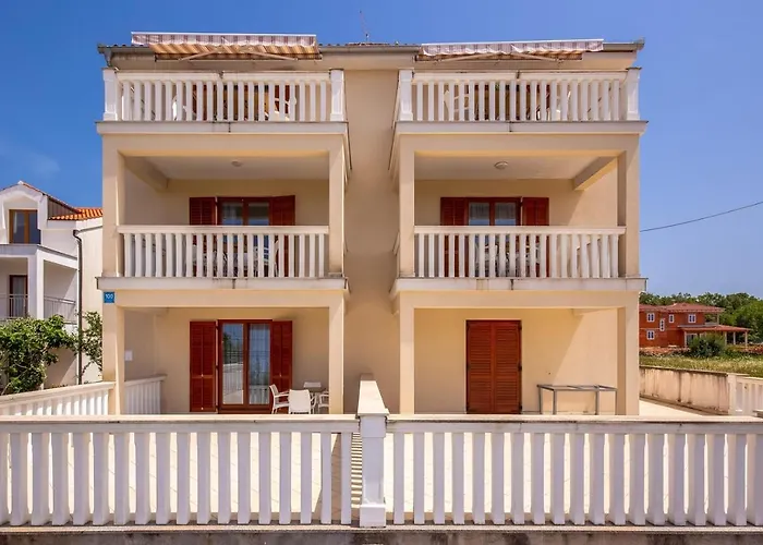 Apartments Rina Guest house