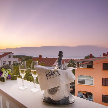 Rina Pensionat Malinska